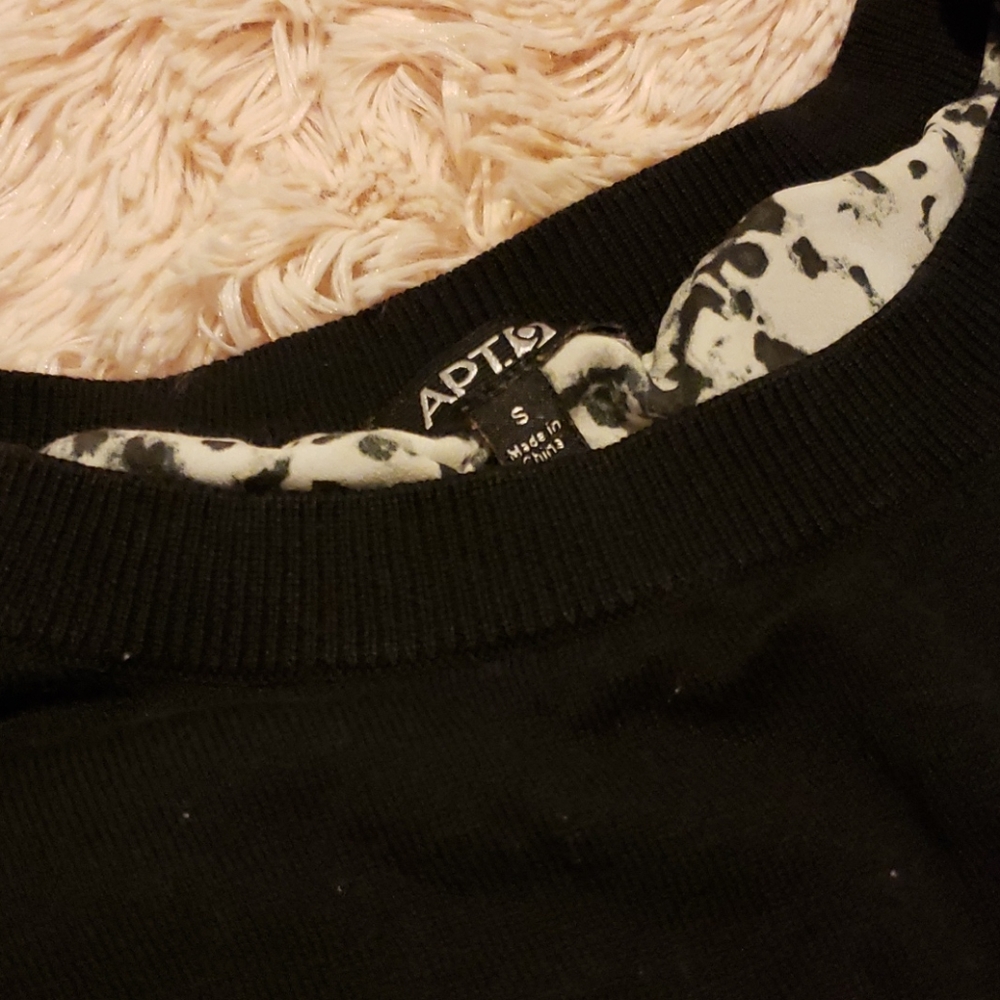 Sweater top - Picture 2 of 3